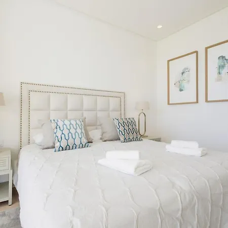 Daire Luxury 3 Bed Flat Stunning Sea & Mountain Views *