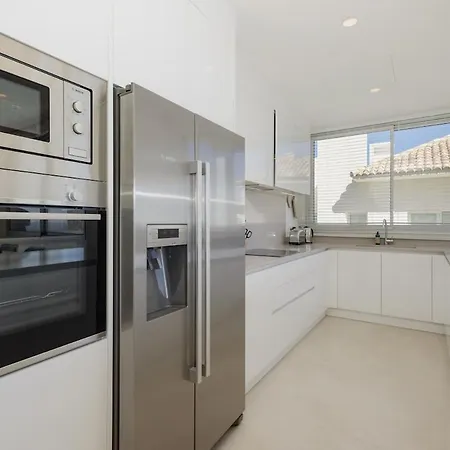 Daire Luxury 3 Bed Flat Stunning Sea & Mountain Views *
